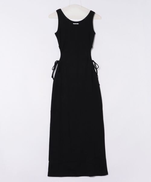 EVRIS(エヴリス)の「サイドオープンノースーリーブロングワンピース(ワンピース・レディース・レッド/ホワイト/ブラック・FREE)」の21枚目の写真