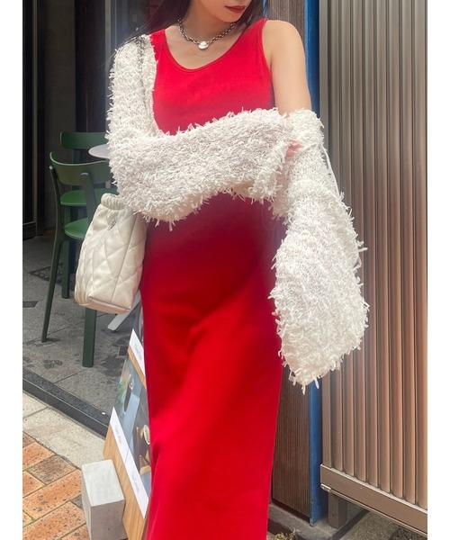 EVRIS(エヴリス)の「サイドオープンノースーリーブロングワンピース(ワンピース・レディース・レッド/ホワイト/ブラック・FREE)」の19枚目の写真