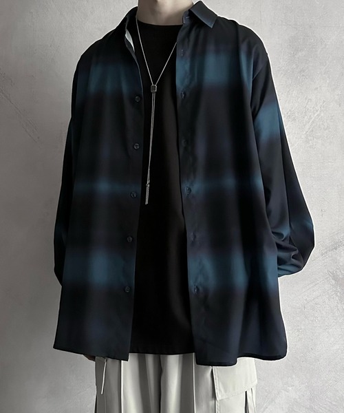 SERACE（セラス）の「【SERACE】Loose silhouette gradation balloon sleeve shirt / ルーズシルエットグラデーションバルーンスリーブシャツ（シャツ/ブラウス・メンズ・ブラック/ブルー・L/M）」の9枚目の写真