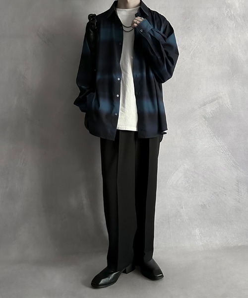emmi ブラック バルーンスリーブ シャツ SERACE】Loose silhouette gradation balloon sleeve shirt