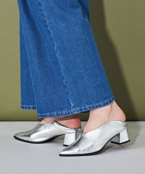 CITEN（シテン）の「＜CITEN＞2WAY ポインテッドパンプス（パンプス・レディース・ブラック/シルバー・23cm/23.5cm/24cm/24.5cm）」の4枚目の写真