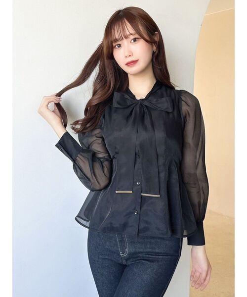 dazzlin（ダズリン）の「シアーボウタイペプラムブラウス（シャツ/ブラウス・レディース・その他1/ブルー/アイボリー/ブラック/オフホワイト・FREE）」の14枚目の写真