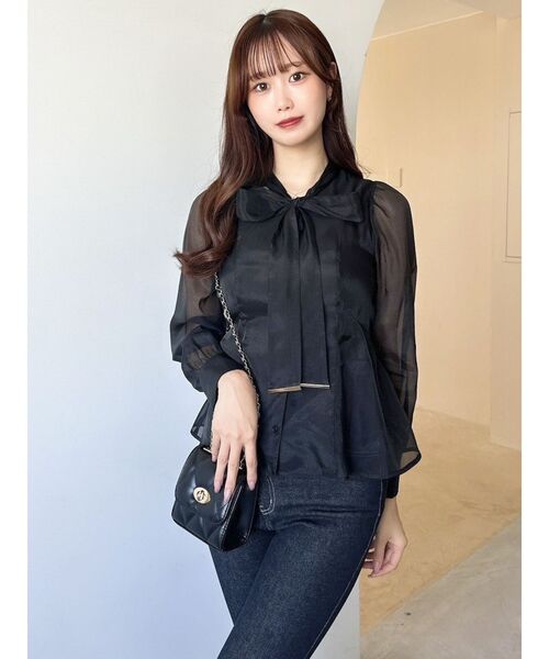 dazzlin（ダズリン）の「シアーボウタイペプラムブラウス（シャツ/ブラウス・レディース・その他1/ブルー/アイボリー/ブラック/オフホワイト・FREE）」の15枚目の写真