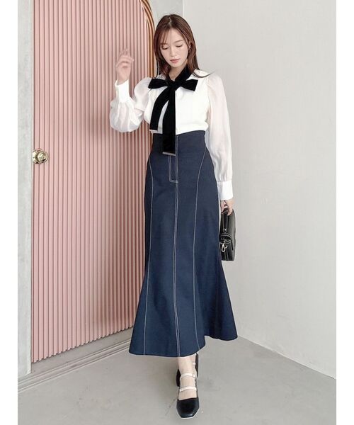 dazzlin（ダズリン）の「シアーボウタイペプラムブラウス（シャツ/ブラウス・レディース・その他1/ブルー/アイボリー/ブラック/オフホワイト・FREE）」の22枚目の写真