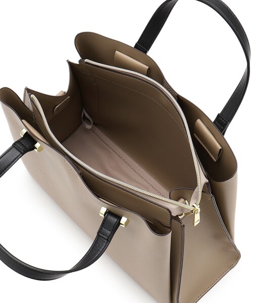 SHOO・LA・RUE(シューラルー)の「◆【2WAY/通勤/学校行事】一枚革風 三層ミドルトート(トートバッグ・レディース・ナチュラル/ブラック/ベージュ系4・00)」の17枚目の写真