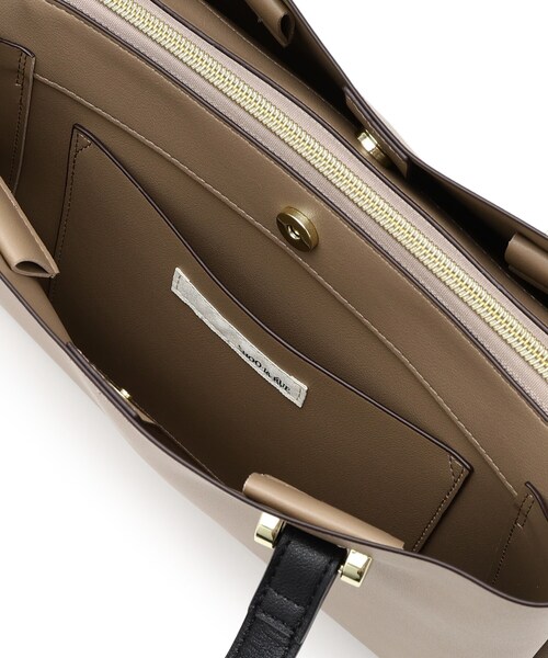 SHOO・LA・RUE(シューラルー)の「◆【2WAY/通勤/学校行事】一枚革風 三層ミドルトート(トートバッグ・レディース・ナチュラル/ブラック/ベージュ系4・00)」の5枚目の写真