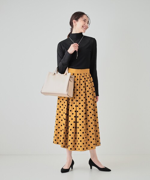 SHOO・LA・RUE(シューラルー)の「◆【2WAY/通勤/学校行事】一枚革風 三層ミドルトート(トートバッグ・レディース・ナチュラル/ブラック/ベージュ系4・00)」の9枚目の写真