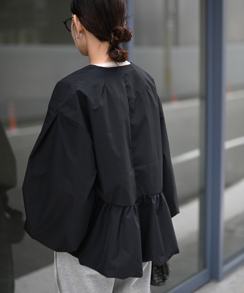 Marient(マリエント)の「ペプラムジップブルゾンJK/アウター(ブルゾン・レディース・ブラック・FREE)」の4枚目の写真