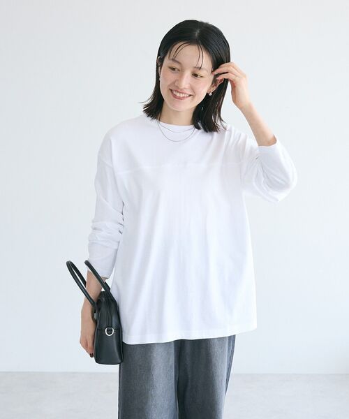 CRAFT STANDARD BOUTIQUE(クラフトスタンダードブティック)の「ワンポイント刺繍長袖チュニック(Tシャツ/カットソー・レディース・ブラック/ホワイト/チャコールグレー/ブラウン・FREE)」の6枚目の写真