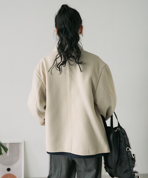 FREAK'S STORE(フリークスストア)の「ラウンドカラー モッサコート(ステンカラーコート・レディース・ベージュ/ネイビー/チャコールグレー/オフホワイト・フリ-)」の16枚目の写真