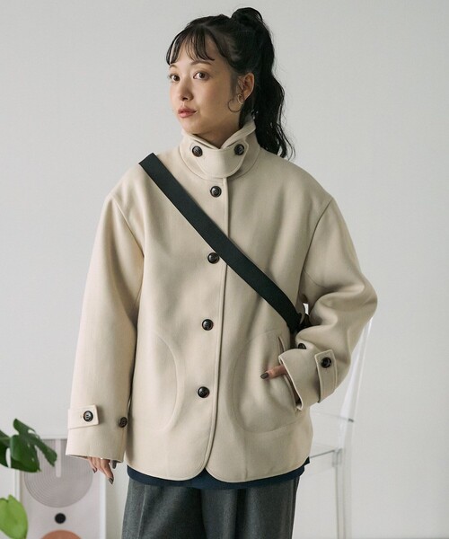 FREAK'S STORE(フリークスストア)の「ラウンドカラー モッサコート(ステンカラーコート・レディース・ベージュ/ネイビー/チャコールグレー/オフホワイト・フリ-)」の18枚目の写真