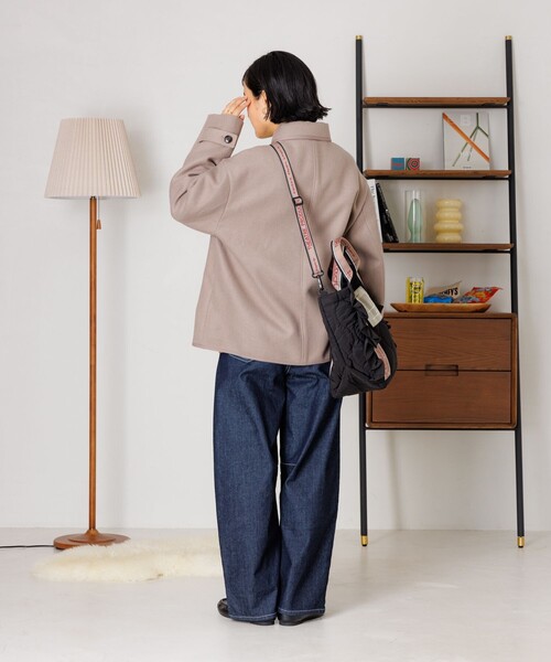 FREAK'S STORE(フリークスストア)の「ラウンドカラー モッサコート(ステンカラーコート・レディース・ベージュ/ネイビー/チャコールグレー/オフホワイト・フリ-)」の8枚目の写真