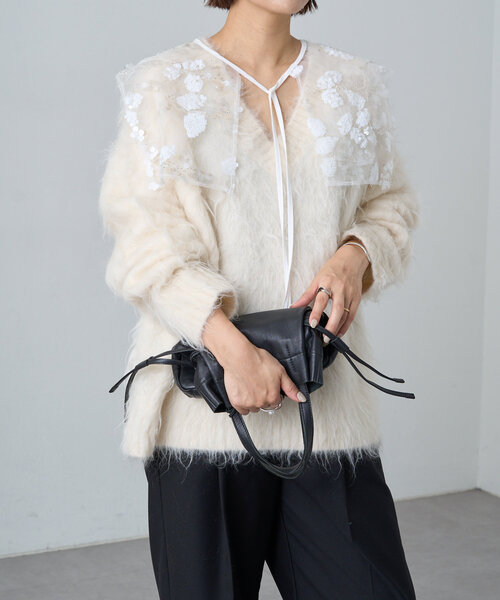 Omekashi（オメカシ）の「スパンコールビジューケープ（カーディガン/ボレロ・レディース・オフホワイト/ブラック・FREE）」の7枚目の写真