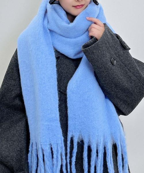 INGNI（イング）の「フリンジボリュームストール（ストール/ショール・レディース・サックスブルー/オフホワイト/ブルー/グレー/ベージュ/ピンク/ピンク系・ONE SIZE）」の6枚目の写真