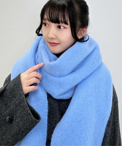 INGNI（イング）の「フリンジボリュームストール（ストール/ショール・レディース・サックスブルー/オフホワイト/ブルー/グレー/ベージュ/ピンク/ピンク系・ONE SIZE）」の10枚目の写真