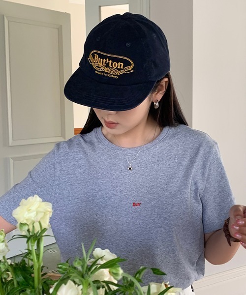 Vipoa（ヴィポア）の「Button ロゴ刺繍キャップ（キャップ・レディース・ネイビー・FREE）」の14枚目の写真