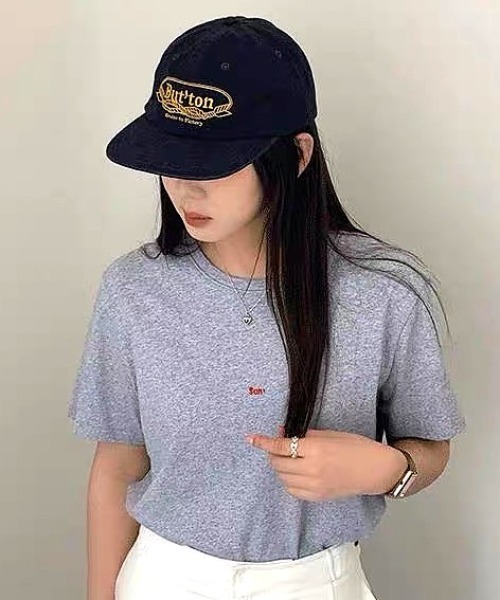 Vipoa(ヴィポア)の「Button ロゴ刺繍キャップ(キャップ・レディース・ネイビー・FREE)」の18枚目の写真