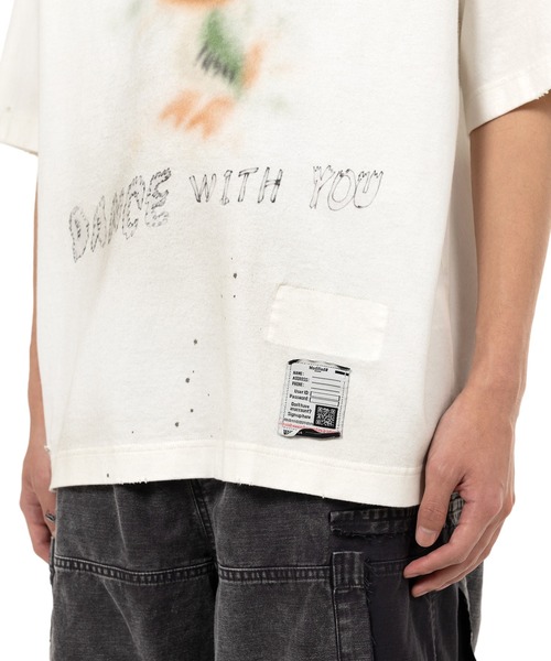 Maison MIHARA YASUHIRO（メゾンミハラヤスヒロ）の「LEON Print Distressed T-shirt（Tシャツ/カットソー・メンズ・ブラック/ホワイト・48/44/46）」の9枚目の写真