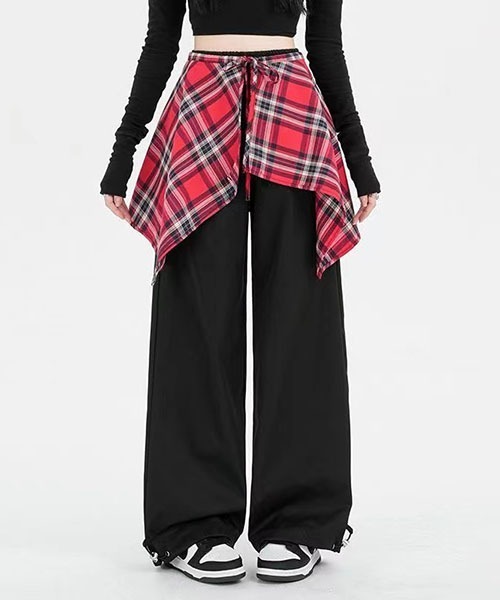 gossip！ロサンゼルス（ゴシップロサンゼルス）の「2WAYラップスカートレイヤードタイトブーツカットパンツ [取り外し可能]（カーゴパンツ・レディース・ピンク/ネイビー/ブラック・L/M）」の6枚目の写真