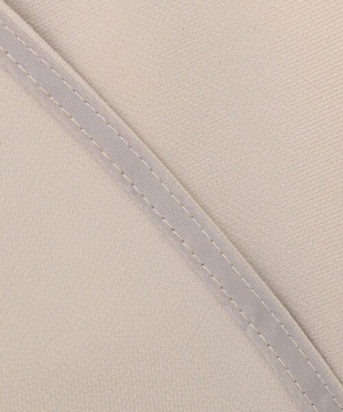 ANY（エニィ）の「【ストレッチ/セットアップ可】イージーケアペプラムブラウス（シャツ/ブラウス・レディース・ネイビー系/ベージュ系・2/3）」の21枚目の写真