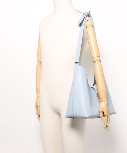 FURLA(フルラ)の「フルラ ゴッチャ (Furla Goccia) ホーボーバッグ M(トートバッグ・レディース・グレー/ライトブルー/ブラウン/バーガンディー/ライトブラウン/ダークネイビー・ONE SIZE)」の18枚目の写真
