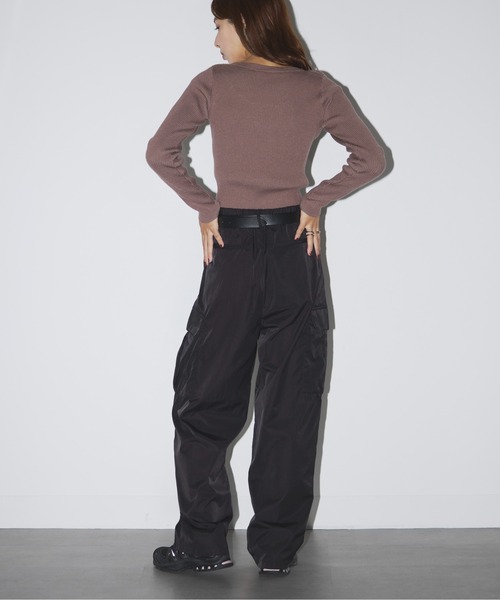 Cassette Chart(カセットチャート)の「【MAISON BREEZE reveur】crew neck front Slit Knit(ニット/セーター・レディース・グレイッシュブルー/ブラック/モカ・FREE)」の20枚目の写真