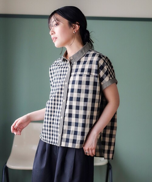BEAMS HEART（ビームスハート）の「クレイジー ギンガム シャツ（シャツ/ブラウス・レディース・ブラック/ブルー/ベージュ・FREE）」の2枚目の写真