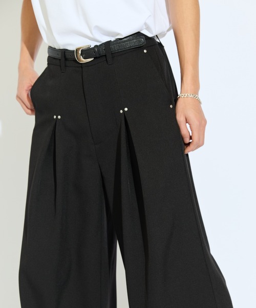 Lui's(ルイス)の「【Neucon/ニューコン】タックリベットデザインワイドフレアスラックス(その他パンツ・メンズ・ブラック/グレー・1/2)」の17枚目の写真