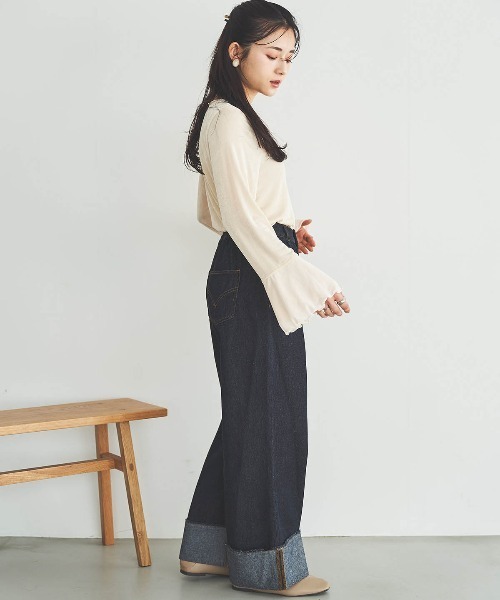 mil（ミル）の「フレアスリーブ シアーベロアトップス（Tシャツ/カットソー・レディース・アイボリー/モカ/ブラック・S/XS）」の11枚目の写真