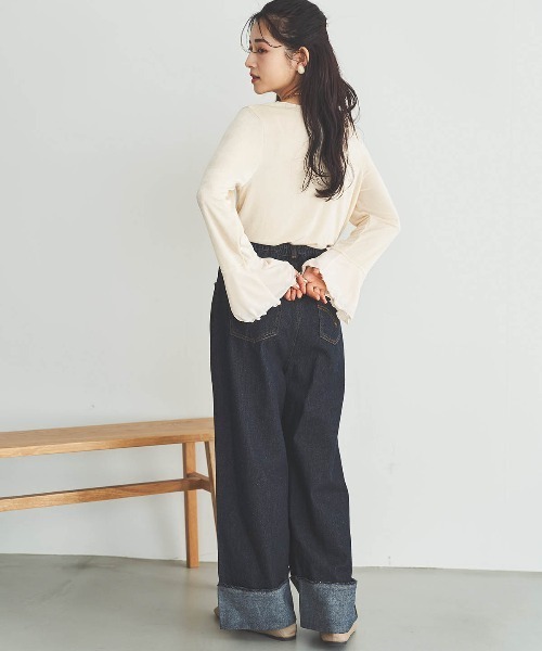 mil（ミル）の「フレアスリーブ シアーベロアトップス（Tシャツ/カットソー・レディース・アイボリー/モカ/ブラック・S/XS）」の12枚目の写真