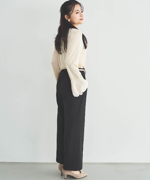 mil（ミル）の「フレアスリーブ シアーベロアトップス（Tシャツ/カットソー・レディース・アイボリー/モカ/ブラック・S/XS）」の14枚目の写真