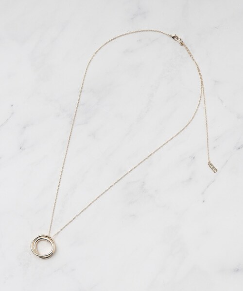 INDIVI（インディヴィ）の「【フリー調整可能】ワントップロングネックレス（ネックレス・レディース・シルバー系5/ゴールド系5/シルバー/ゴールド・00）」の6枚目の写真