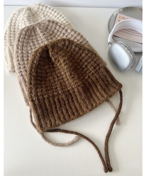 B.I.D.（ビーアイディー）の「《サイドコードオーバーサイズニットキャップ（MA/EK226）（ニットキャップ/ビーニー・レディース・ブラック/ベージュ/アイボリー/グレー/ブラウン・FREE）」の10枚目の写真