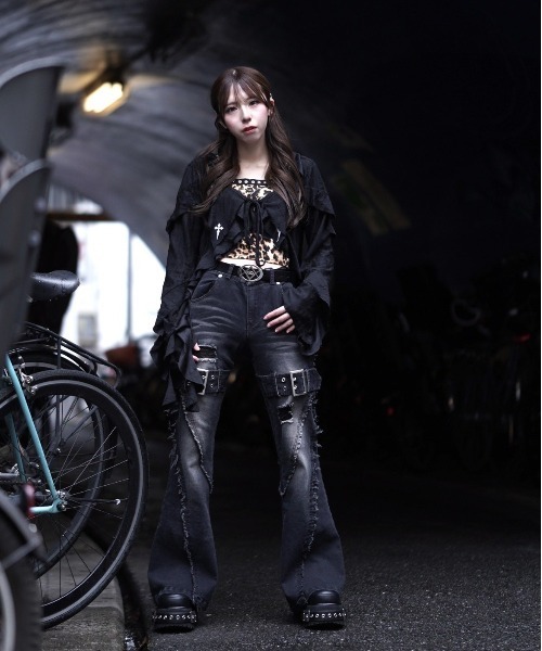 REFLEM/レフレム』切替フレアデニムパンツ（デニムパンツ）｜REFLEM