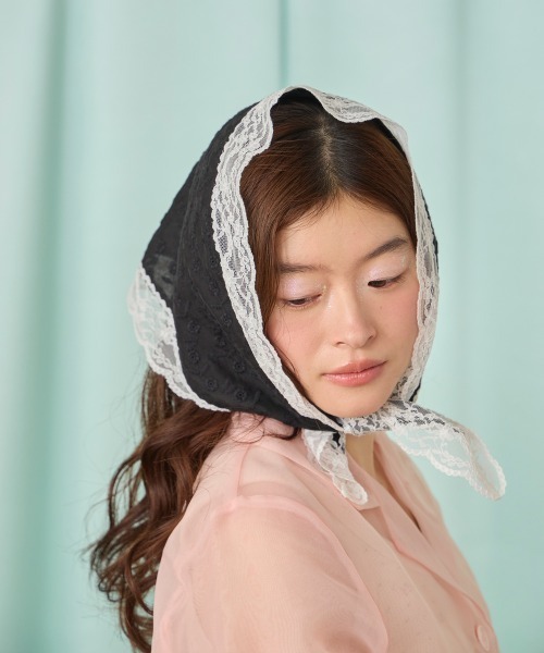 kaorinomori（カオリノモリ）の「kaorinomori レイルスカーフ / カオリノモリ（ヘアバンド・レディース・ブラック/スカイブルー/ホワイト・FREE）」の12枚目の写真