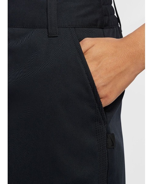 NIKE（ナイキ）の「【NIKE】AS W NSW CLLCTN TWILL SKIRT FR（スカート・レディース・ブラック・MEDIUM/SMALL）」の6枚目の写真