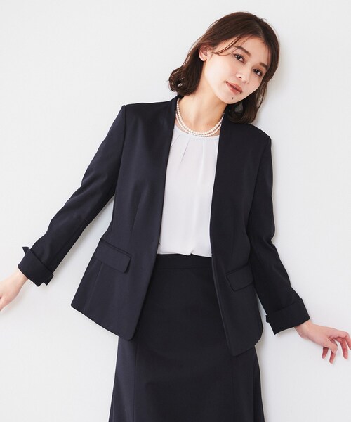 UNTITLED（アンタイトル）の「【通勤スーツ】コットン混ジャージ カラーレスジャケット（ノーカラージャケット・レディース・ダークグレー/ブラック/ネイビー/ベージュ・03/04/42/50/48/46/44/02/01/00）」の5枚目の写真