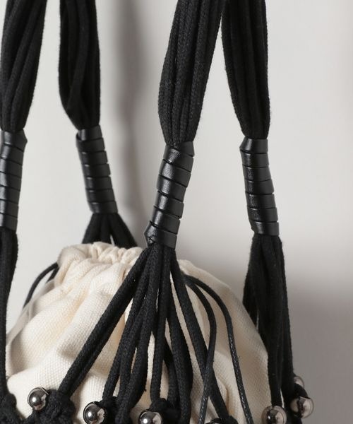 JEANASIS（ジーナシス）の「ビジューツキマクラメトート/321435（トートバッグ・レディース・ホワイト系その他/ブラック系その他・FREE）」の6枚目の写真