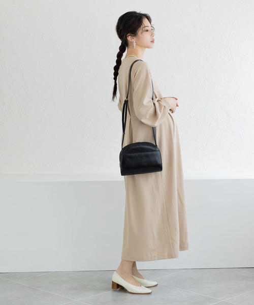 【美品】Moredde 上品キーネックのワンピース Moredde マタニティ・産後使える 授乳が簡単 上品