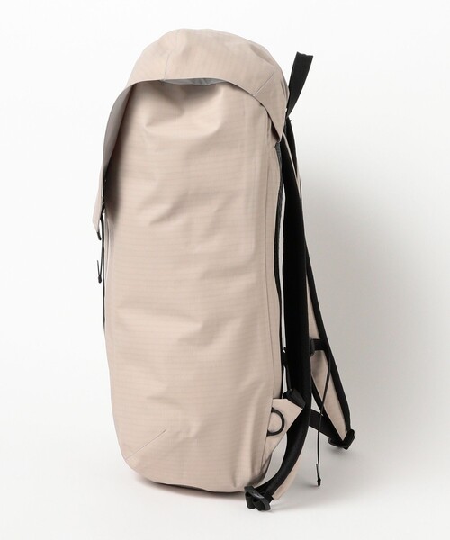 ARC'TERYX（アークテリクス）の「ARC'TERYX / Granville 25 Backpack（バックパック/リュック・メンズ・ブラック・ONE SIZE）」の4枚目の写真