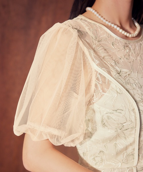 darial（ダリアル）の「【darial】puff sleeve lace dress パフスリーブ レースドレス お呼ばれ 結婚式 二次会 成人式 同窓会 セレモニードレス パーティドレス オケージョンドレス（ドレス・レディース・アイボリー/ブラック・L/M/S）」の7枚目の写真