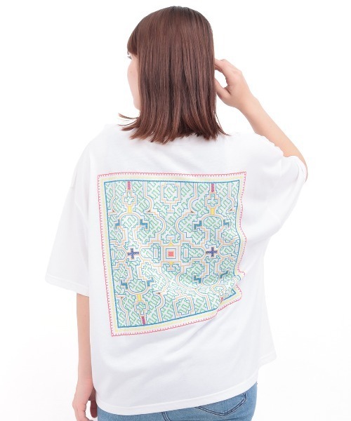 チチカカ（チチカカ）の「エンブロイダリータッチシピボプリントＴシャツ（Tシャツ/カットソー・レディース・パープル/ブラック/オフホワイト・FREE）」の10枚目の写真