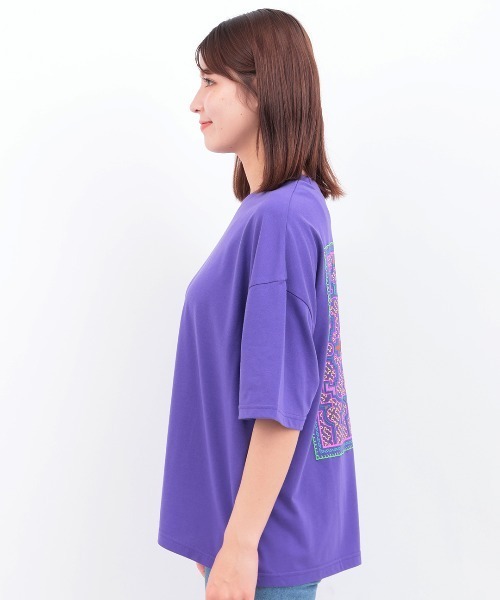 チチカカ（チチカカ）の「エンブロイダリータッチシピボプリントＴシャツ（Tシャツ/カットソー・レディース・パープル/ブラック/オフホワイト・FREE）」の13枚目の写真