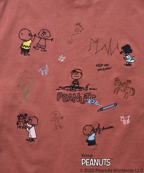 FREAK'S STORE（フリークスストア）の「限定展開/別注/PEANUTS/ピーナッツ/バック 刺繍 半袖 Tシャツ（Tシャツ/カットソー・レディース・サックスブルー/オフホワイト/ライトグレー/スミクロ/オレンジ・SMALL/MEDIUM/LARGE）」の22枚目の写真