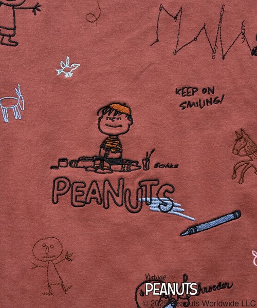FREAK'S STORE（フリークスストア）の「限定展開/別注/PEANUTS/ピーナッツ/バック 刺繍 半袖 Tシャツ（Tシャツ/カットソー・レディース・サックスブルー/オフホワイト/ライトグレー/スミクロ/オレンジ・SMALL/MEDIUM/LARGE）」の20枚目の写真