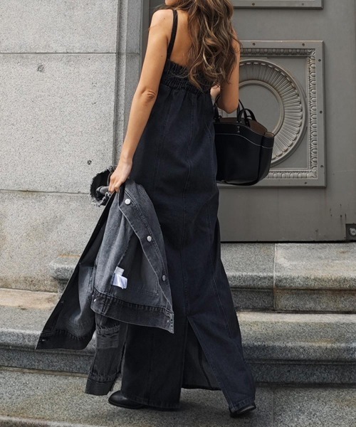 esutoreja（エストレジャ）の「デニムキャミワンピース（ワンピース・レディース・ライトブルー/ブルー・FREE）」の9枚目の写真