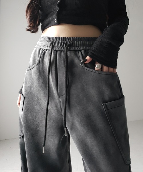 me+em select(ミームセレクト)の「グラデーションブラックヴィンテージスウェットパンツ / gradation black vintage sweatpants(スウェットパンツ・レディース・ブラック・FREE)」の5枚目の写真