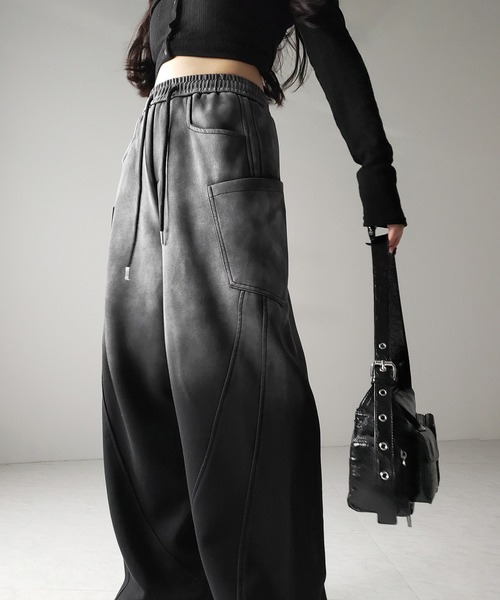 me+em select(ミームセレクト)の「グラデーションブラックヴィンテージスウェットパンツ / gradation black vintage sweatpants(スウェットパンツ・レディース・ブラック・FREE)」の7枚目の写真