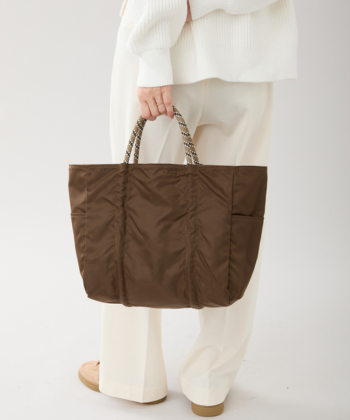 IENA(イエナ)の「《WEB限定/追加》NOMADIS/ノマディス 別注 SAC WIDE リバーシブルトートバッグ(トートバッグ・レディース・ネイビー/ブラウン・FREE)」の22枚目の写真