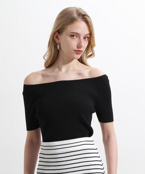 PINKY&DIANNE(ピンキーアンドダイアン)の「◆オフショルダーリブニット(ニット/セーター・レディース・ブラウン/ホワイト/ブラック・38)」の1枚目の写真